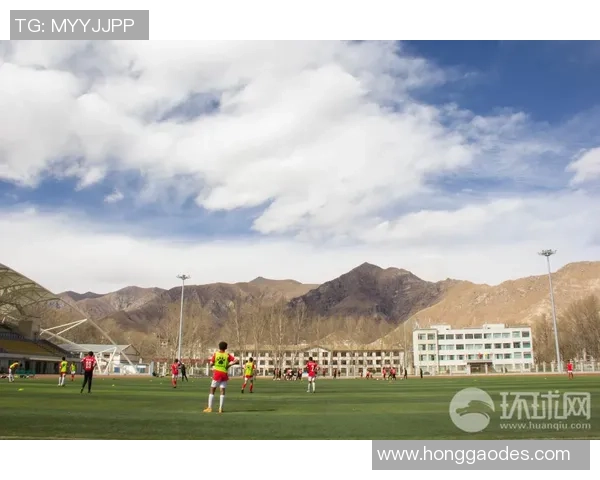 西藏女足球星普布卓玛突破自我助力藏区足球崛起故事